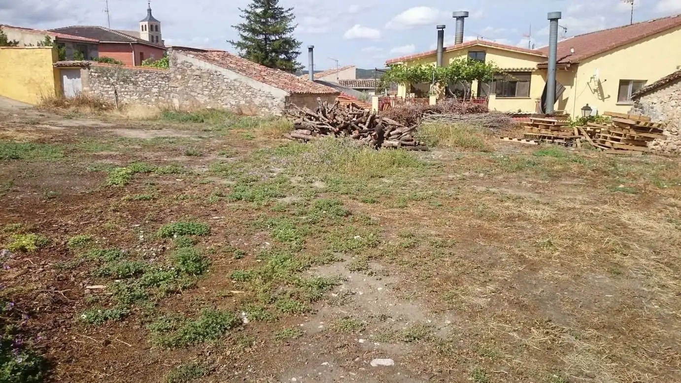 Terreny residencial en venda a Cogolludo, imagen 3