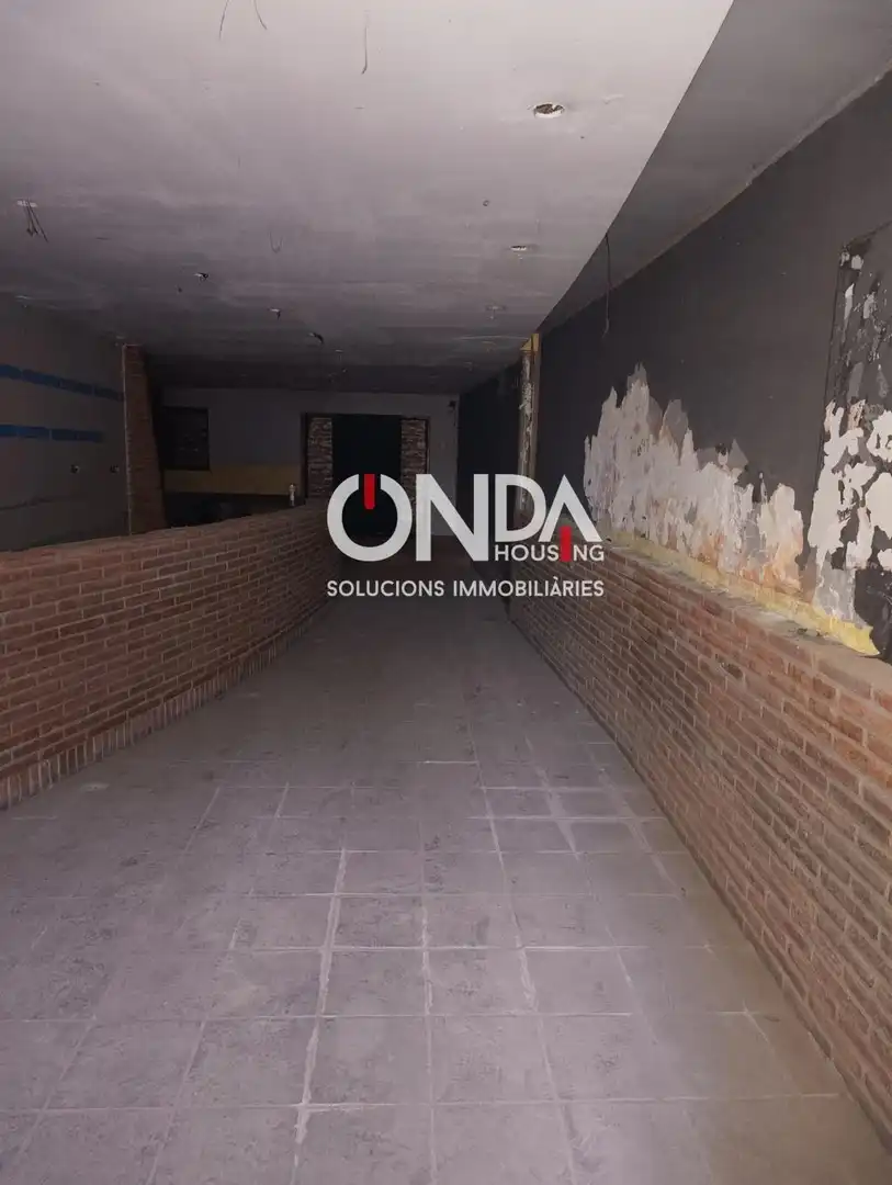 Commercial properties for rent in Àger