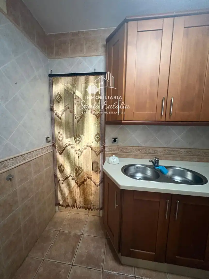 Kitchen of Flat for sale in Sur