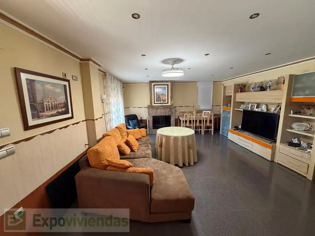 Sala de estar de Casa o chalet en venta en Jumilla con Jardín privado, Terraza y Piscina