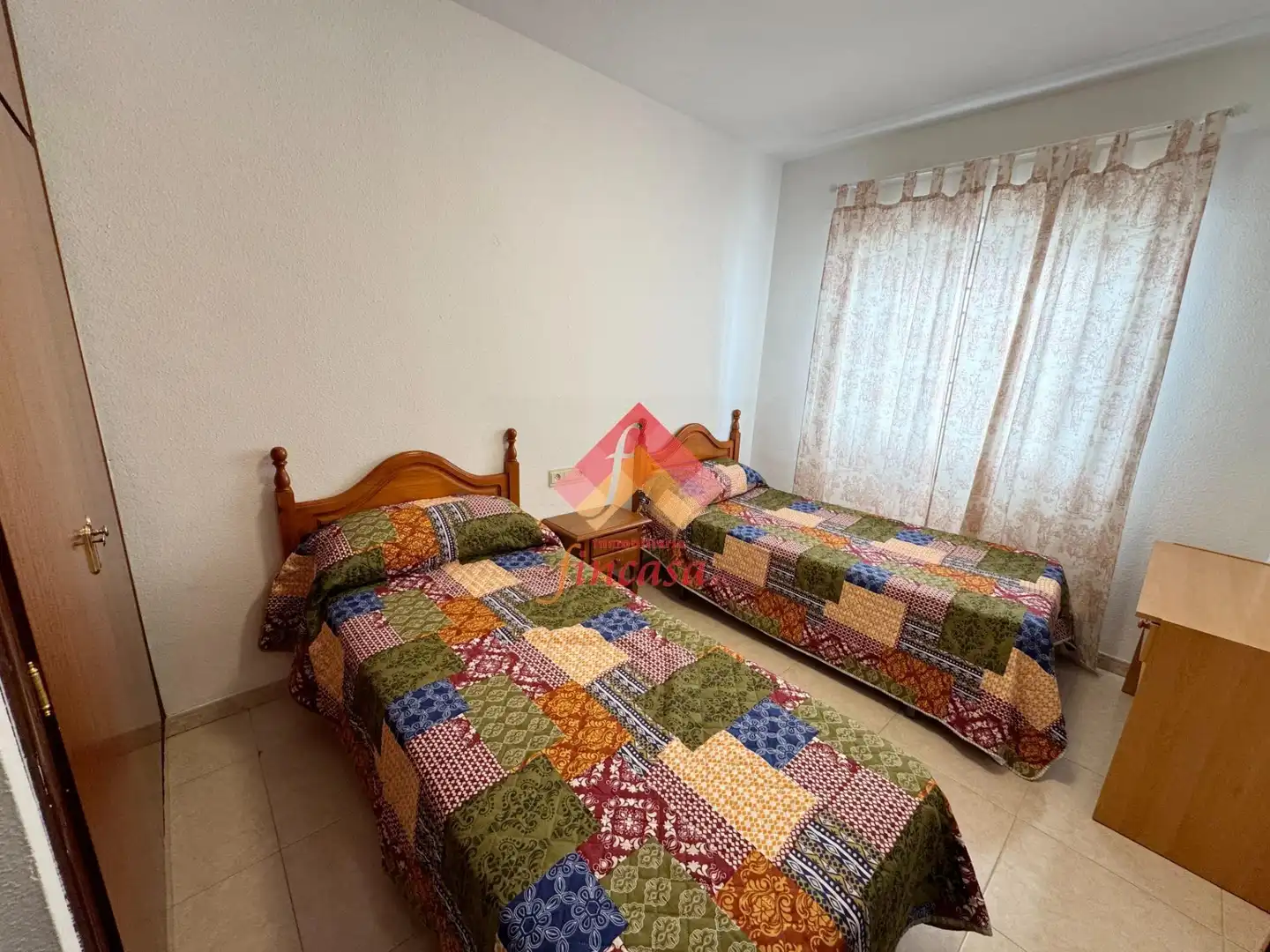 Habitación de Piso de alquiler en Ronda con Amueblado