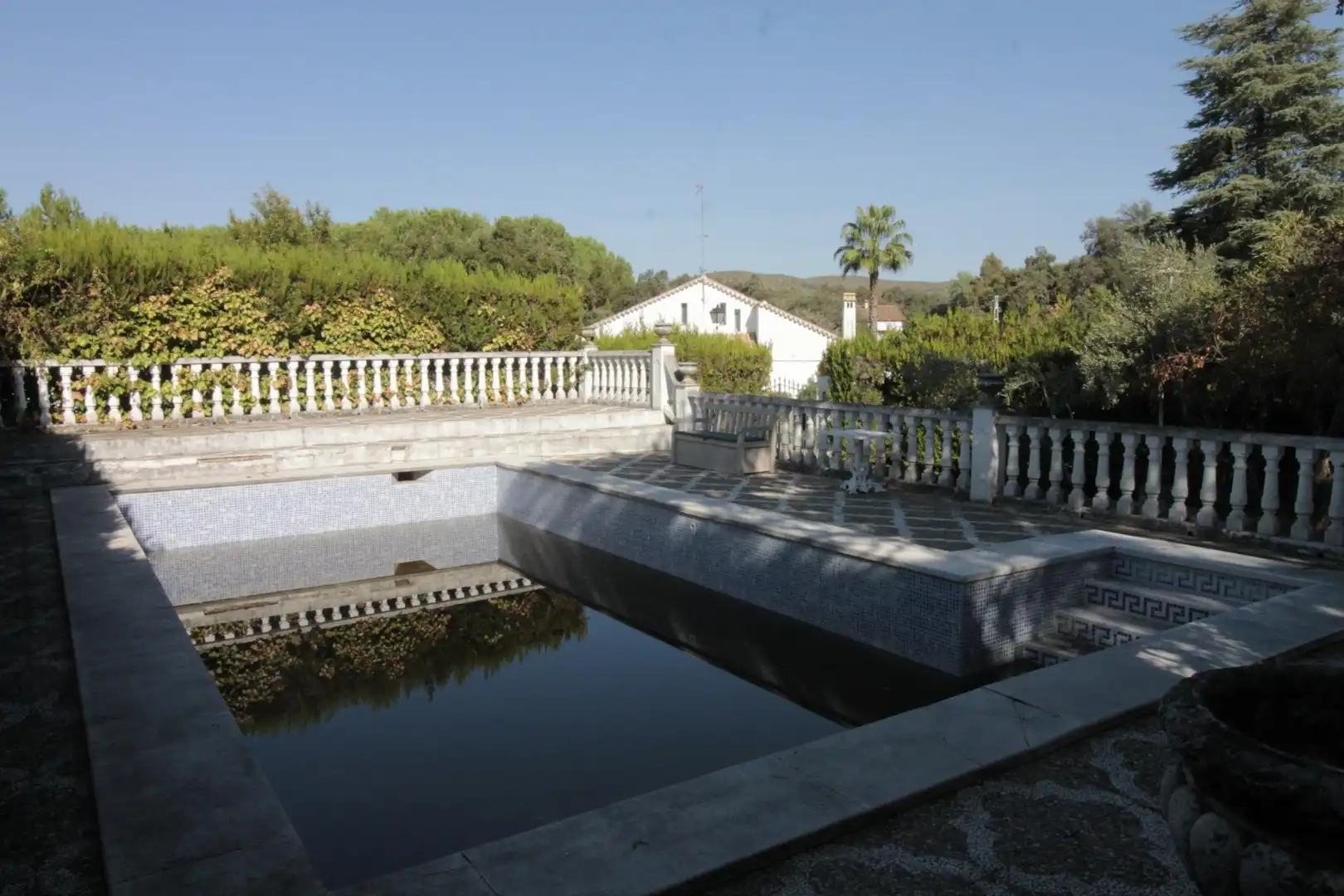 Piscina de Casa o chalet en venta en El Castillo de las Guardas con Jardín privado, Trastero y Piscina