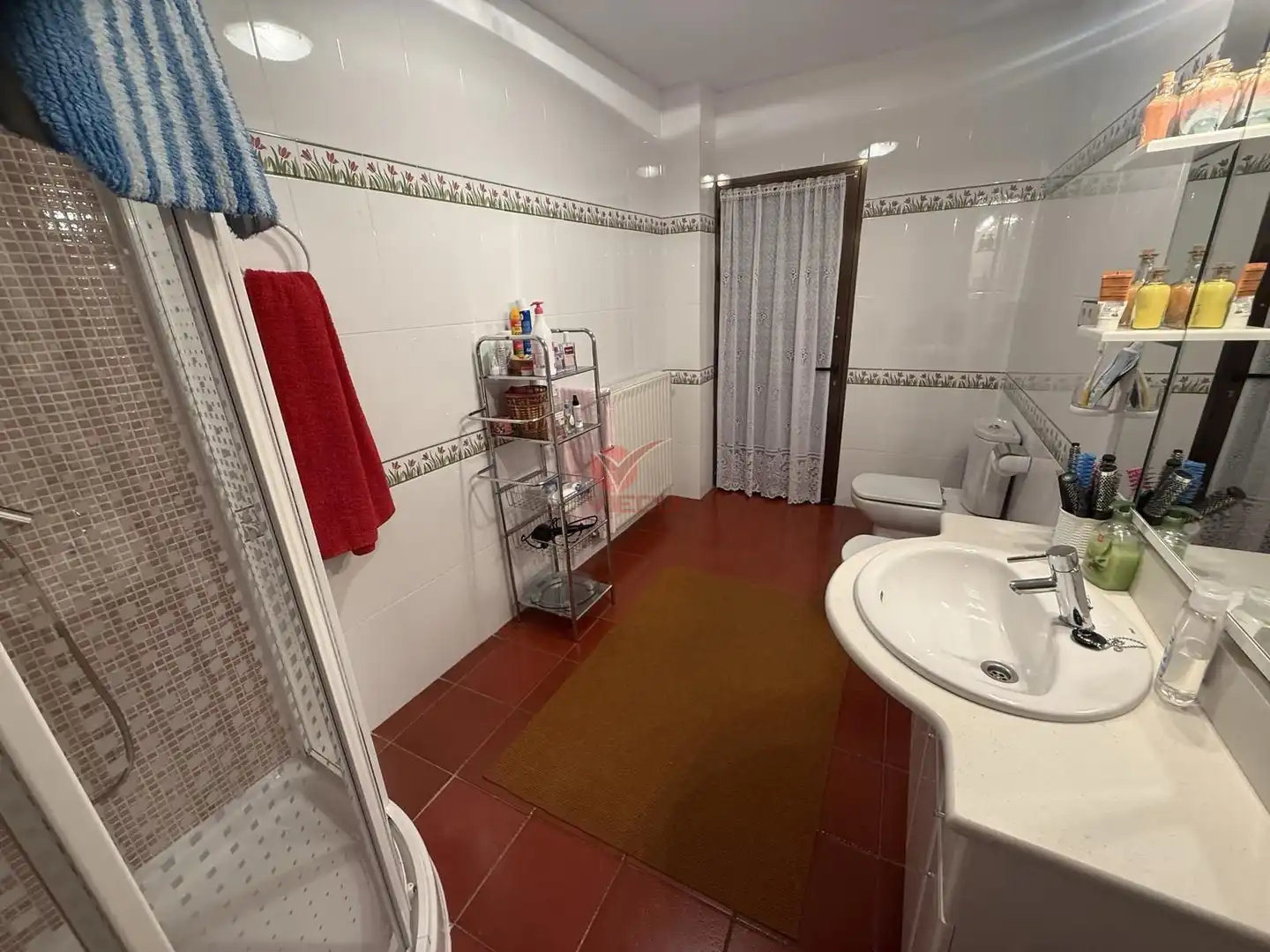 Bany de Casa o xalet en venda en Reyes Católicos - Paseo San Antonio