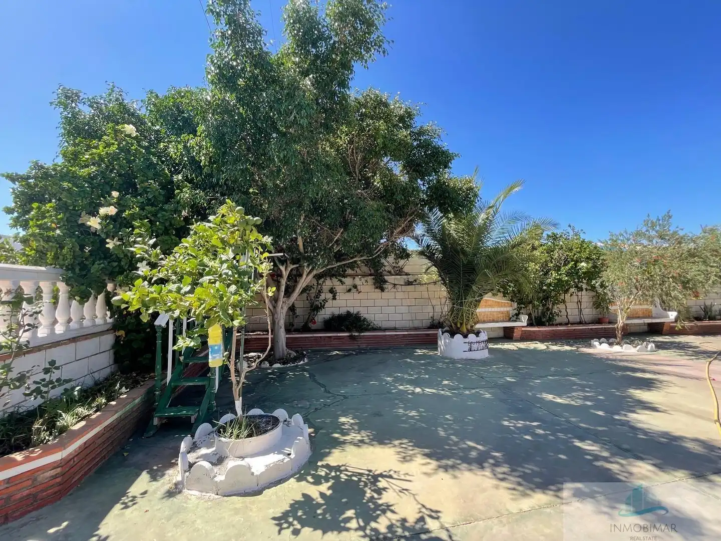 Jardí de Finca rústica en venda en Motril amb Terrassa i Piscina