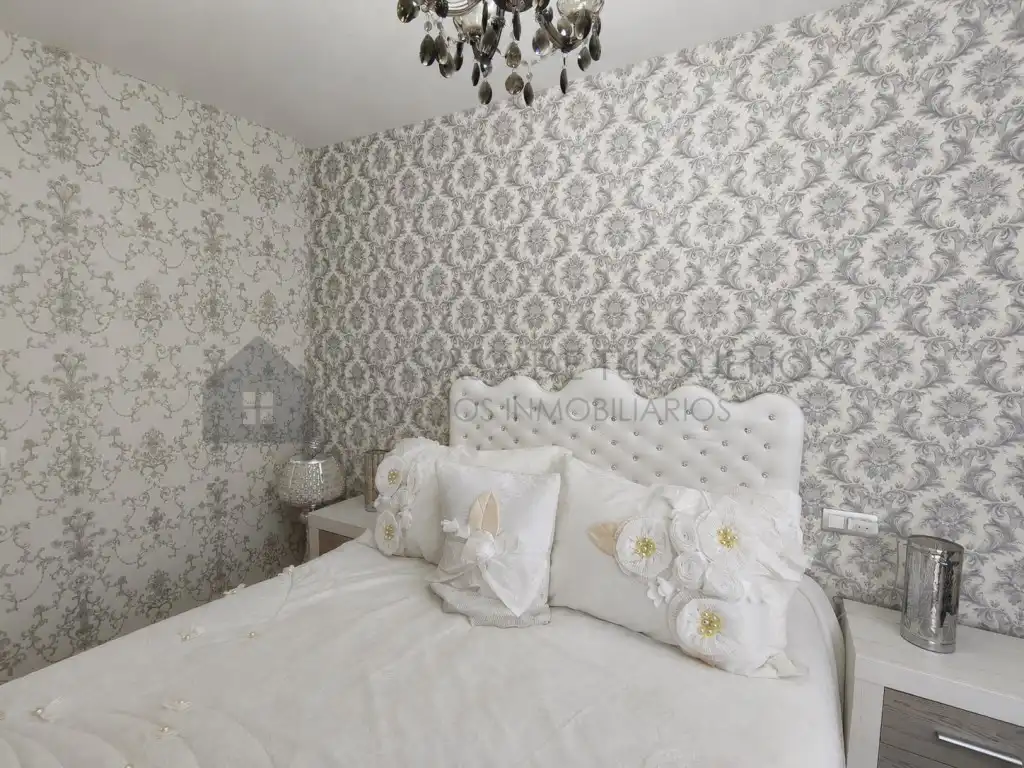 Schlafzimmer von Einfamilien-Reihenhaus zum Verkauf in Petrer