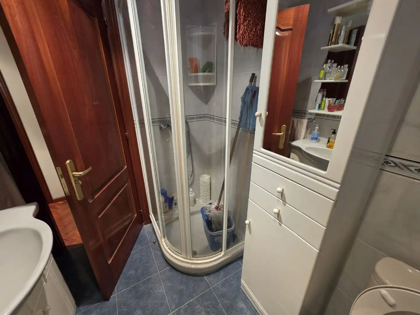 Baño de Piso en venta en A Coruña Capital  con Calefacción y Trastero
