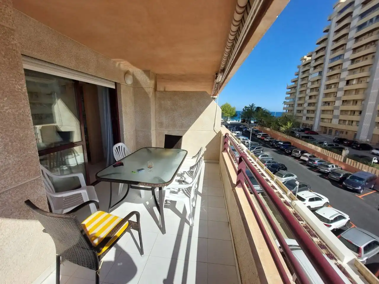 Außenansicht von Wohnung zum Verkauf in Calpe / Calp mit Klimaanlage, Terrasse und Möbliert