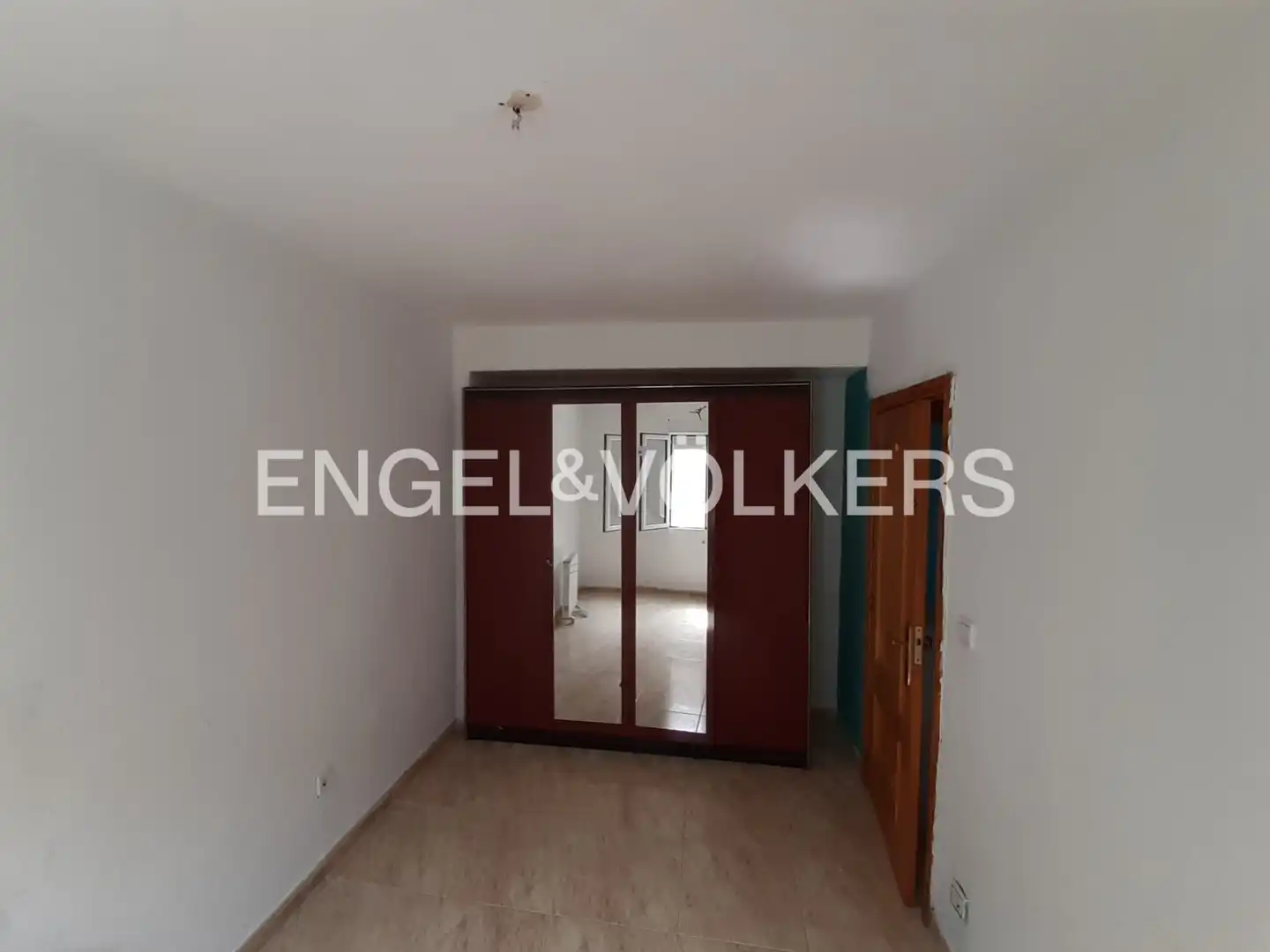Wohnung zum Verkauf in Alcorcón mit Klimaanlage, Heizung und Terrasse