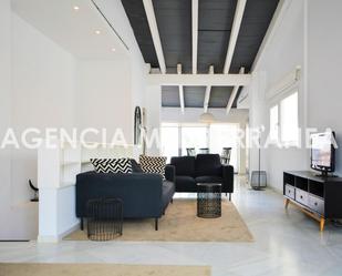 Living room of Attic to rent in  Valencia Capital  with Air Conditioner, Terrace and Balcony