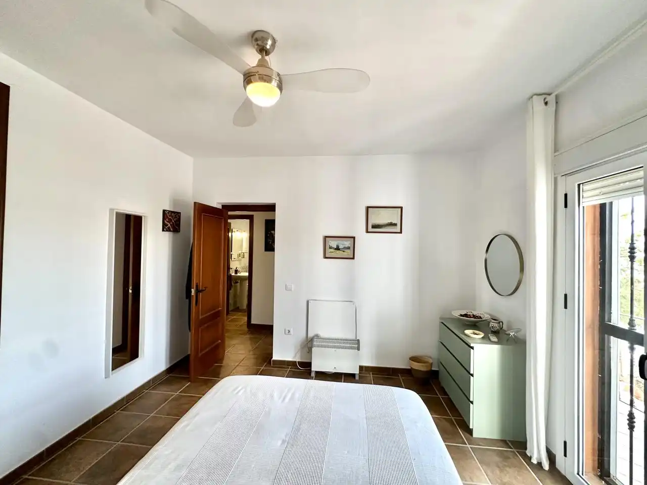 Habitación de Casa adosada en venta en Humilladero con Aire acondicionado, Terraza y Trastero