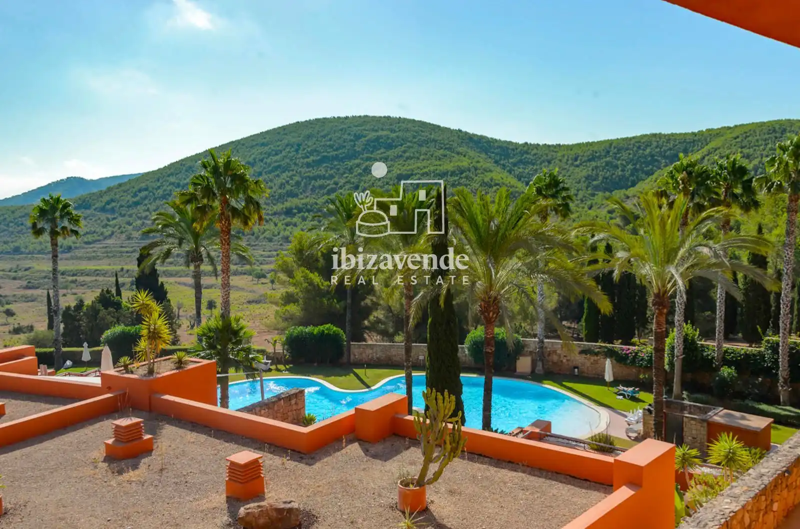Garten von Wohnung zur Miete in Santa Eulària des Riu mit Klimaanlage, Terrasse und Schwimmbad