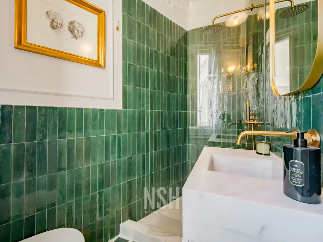 Bathroom of Flat for sale in  Madrid Capital  with Air Conditioner and Terrace