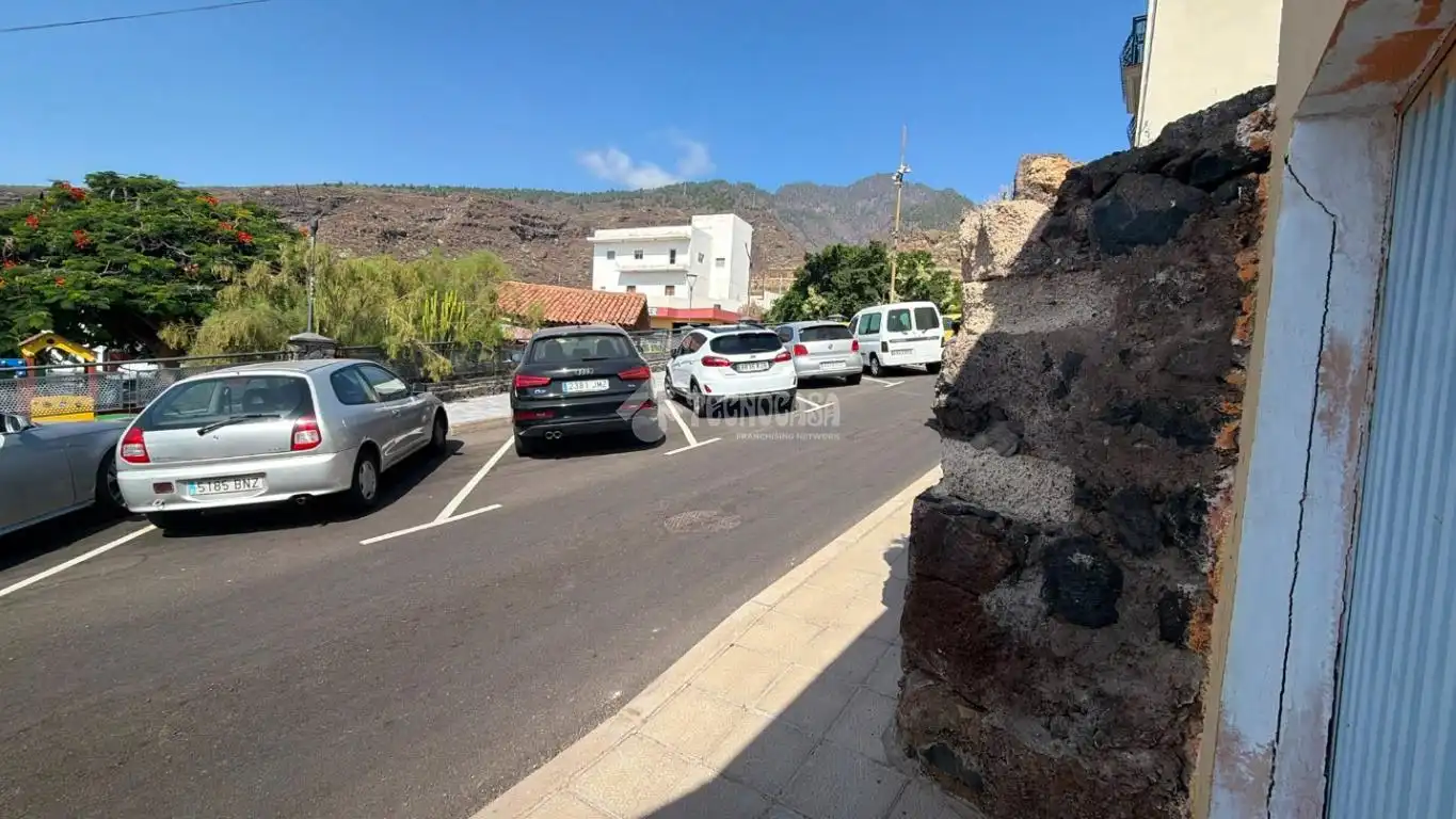 Vista exterior de Casa o xalet en venda en Candelaria amb Jardí privat