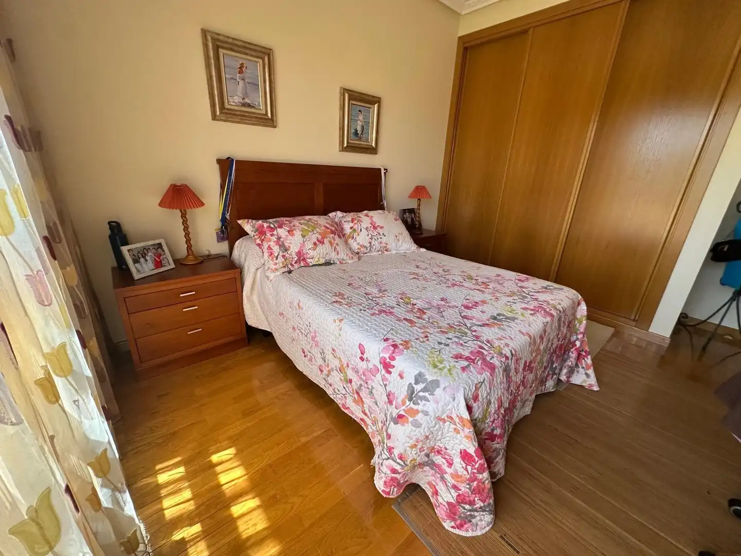 Dormitori de Casa adosada en venda en Coles amb Calefacció, Jardí privat i Terrassa
