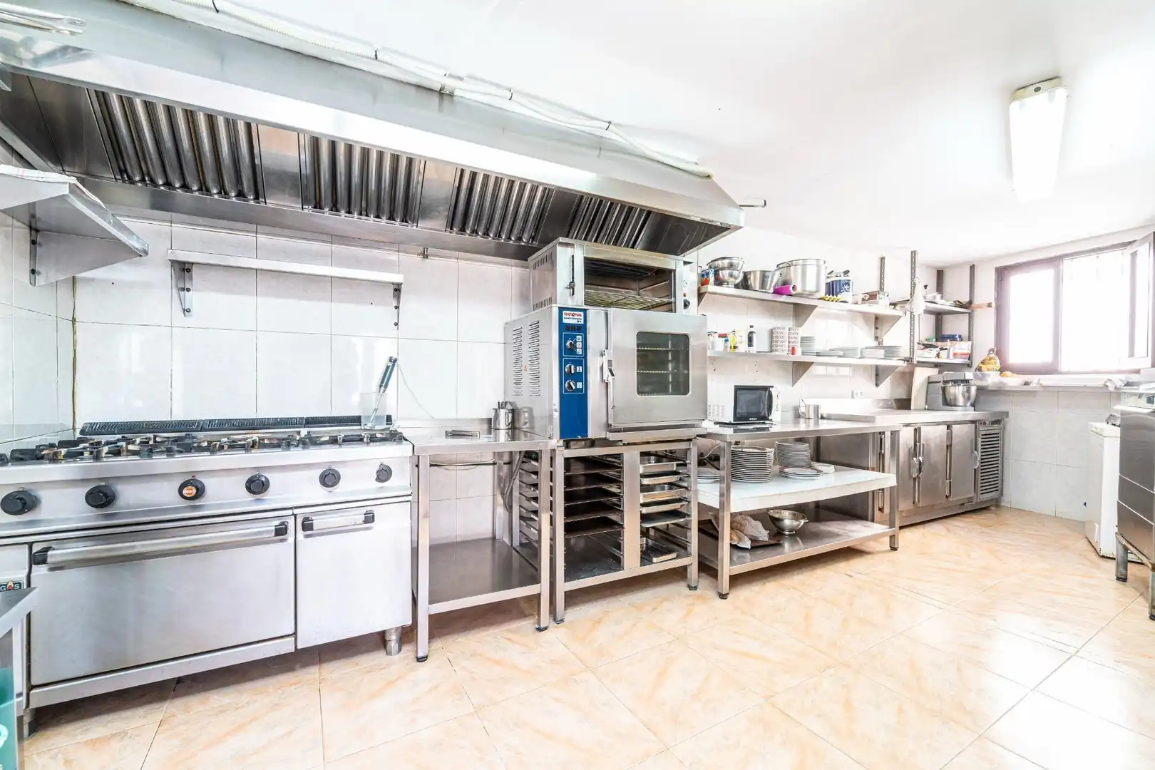 Cocina de Local en venta en Capdepera con Calefacción, Terraza y Amueblado