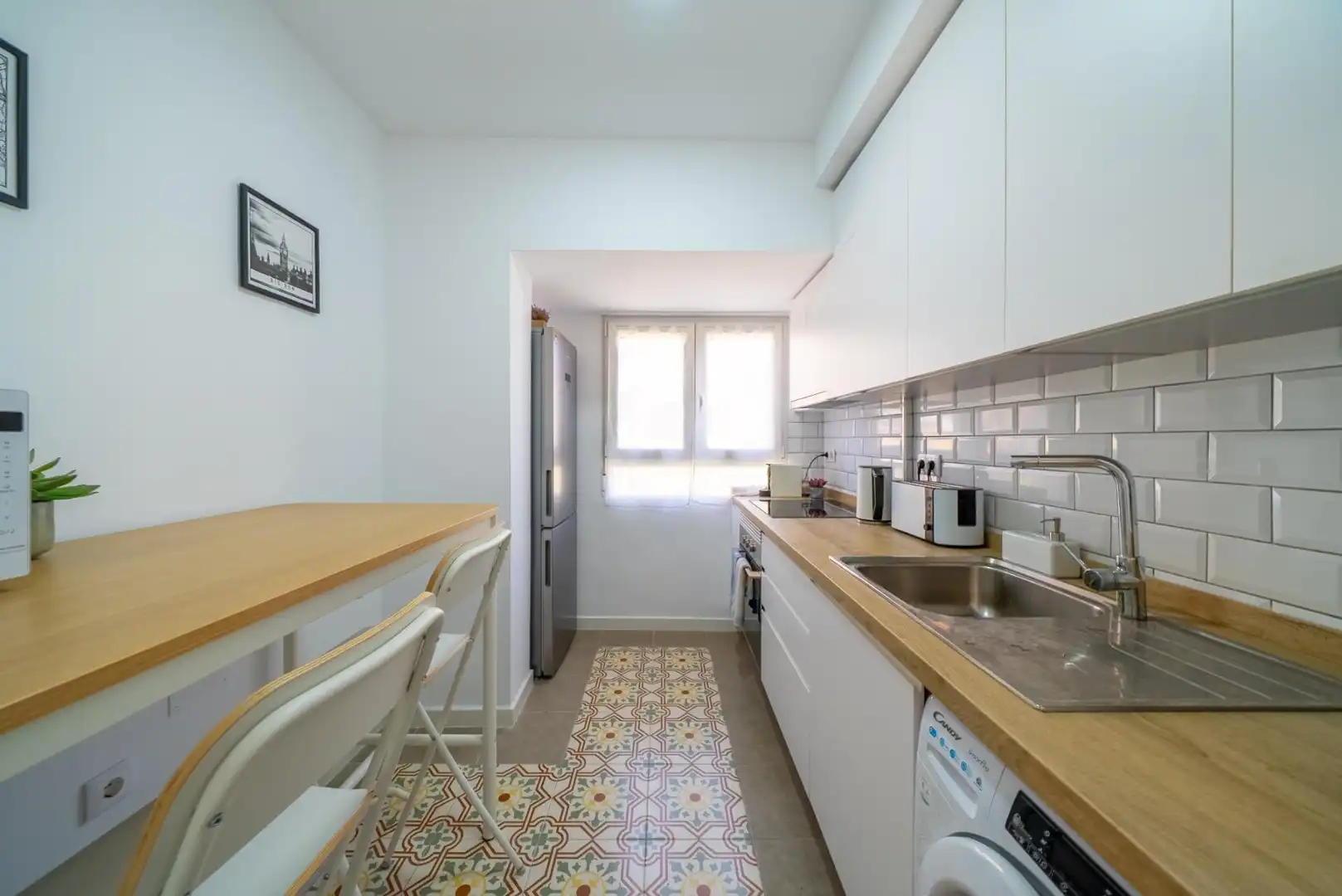 Cuina de Apartament de lloguer en Alicante / Alacant amb Moblat i Balcó