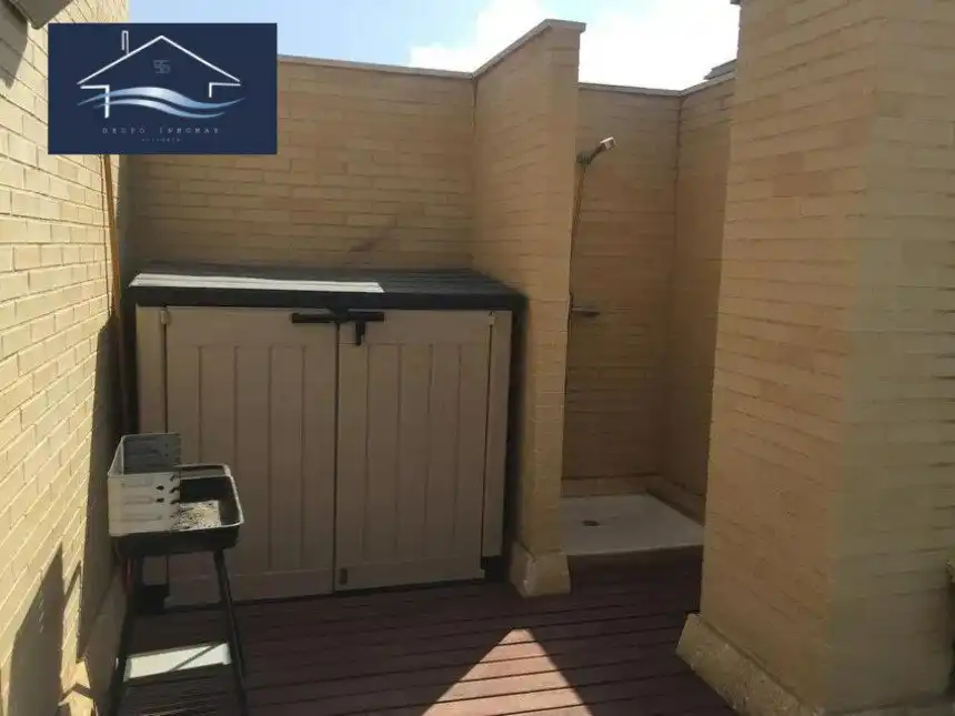 Ático con ascensor en venta en Avinguda Oscar Espla 3