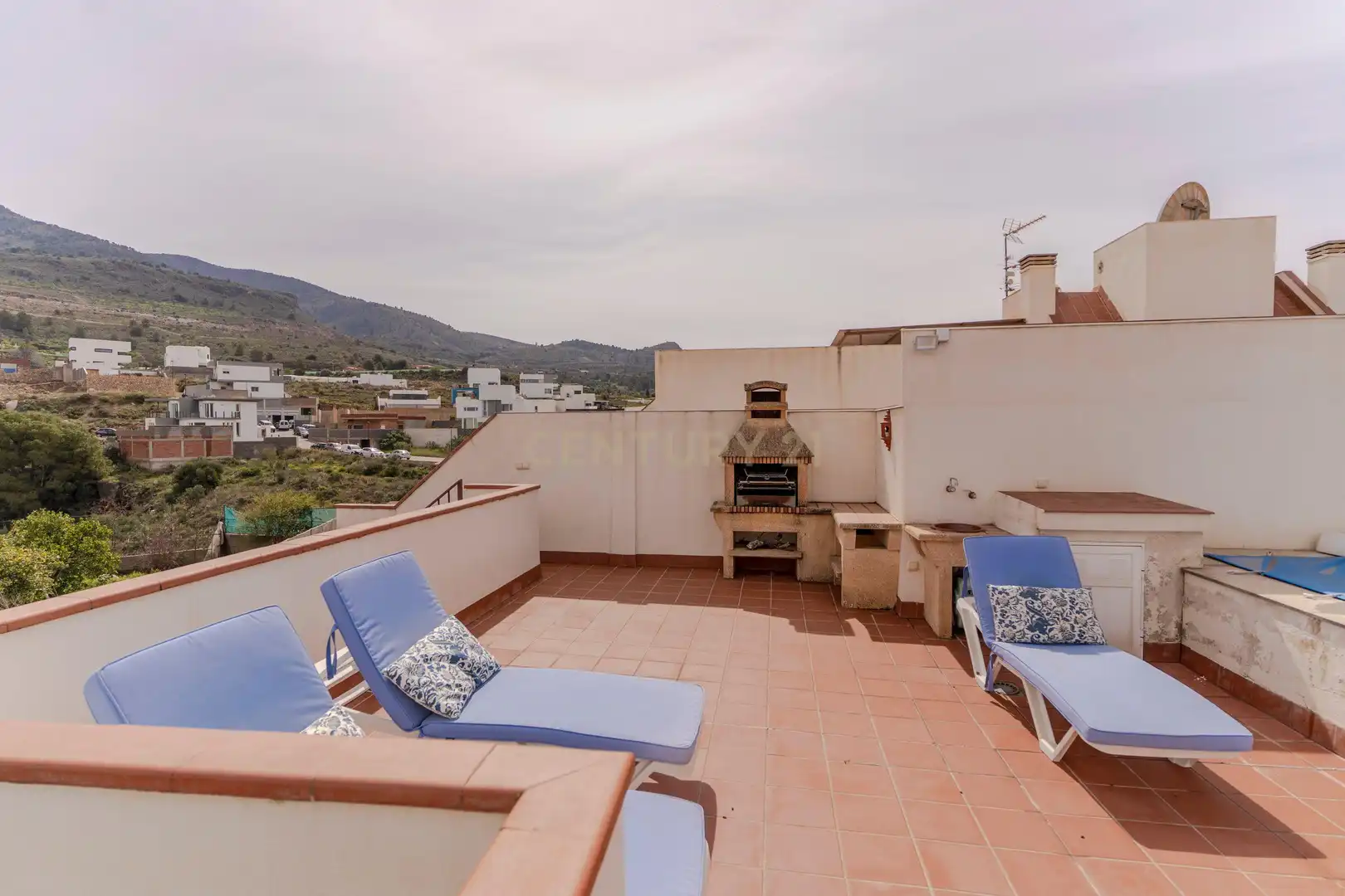 Terraza de Apartamento en venta en Vélez de Benaudalla con Aire acondicionado, Trastero y Piscina