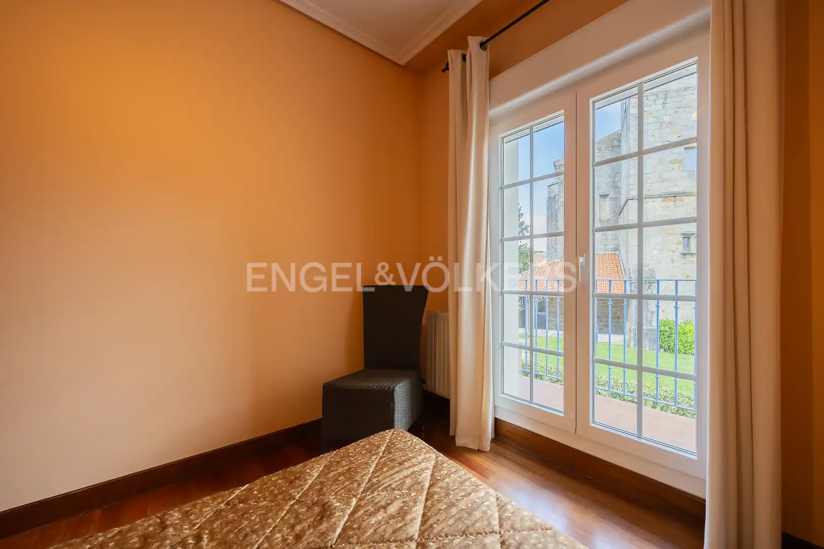 Habitación de Casa o chalet en venta en Loiu con Calefacción, Jardín privado y Piscina