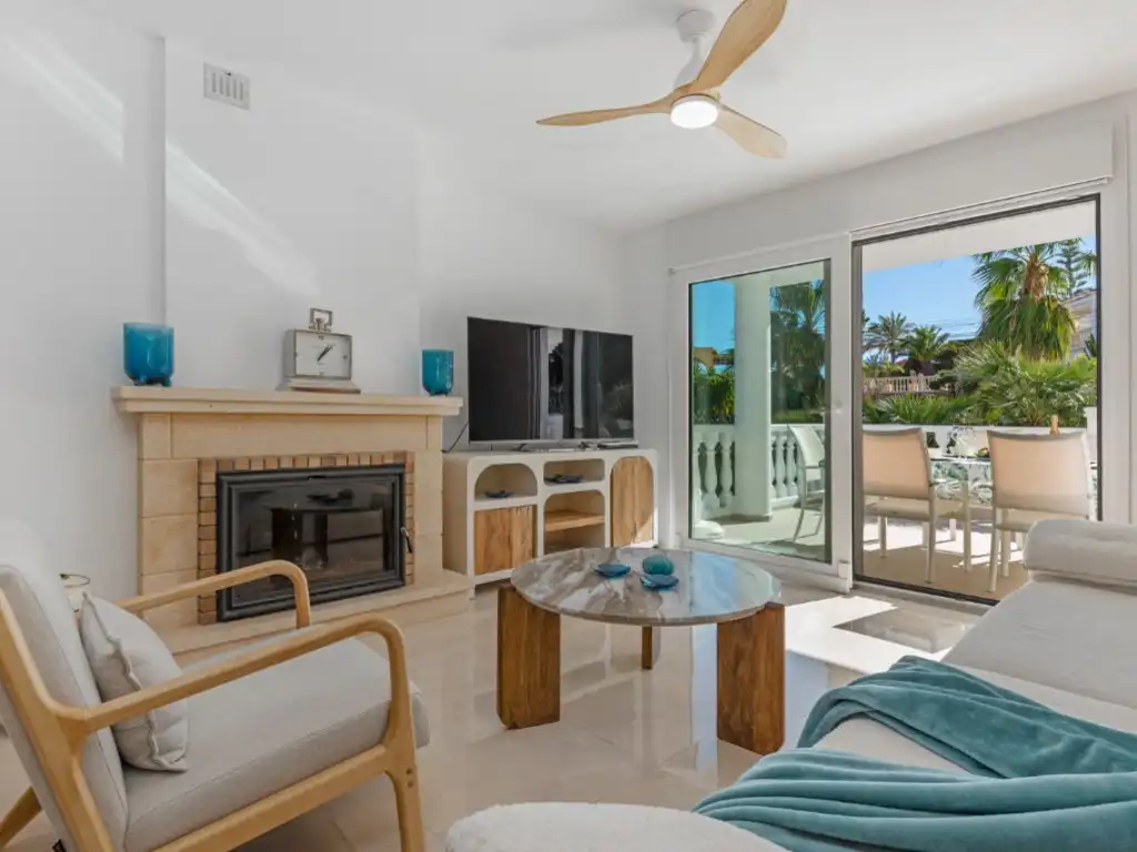 Living room of Houses for sale in El Campello  with Air Conditioner, Private garden and Swimming Pool