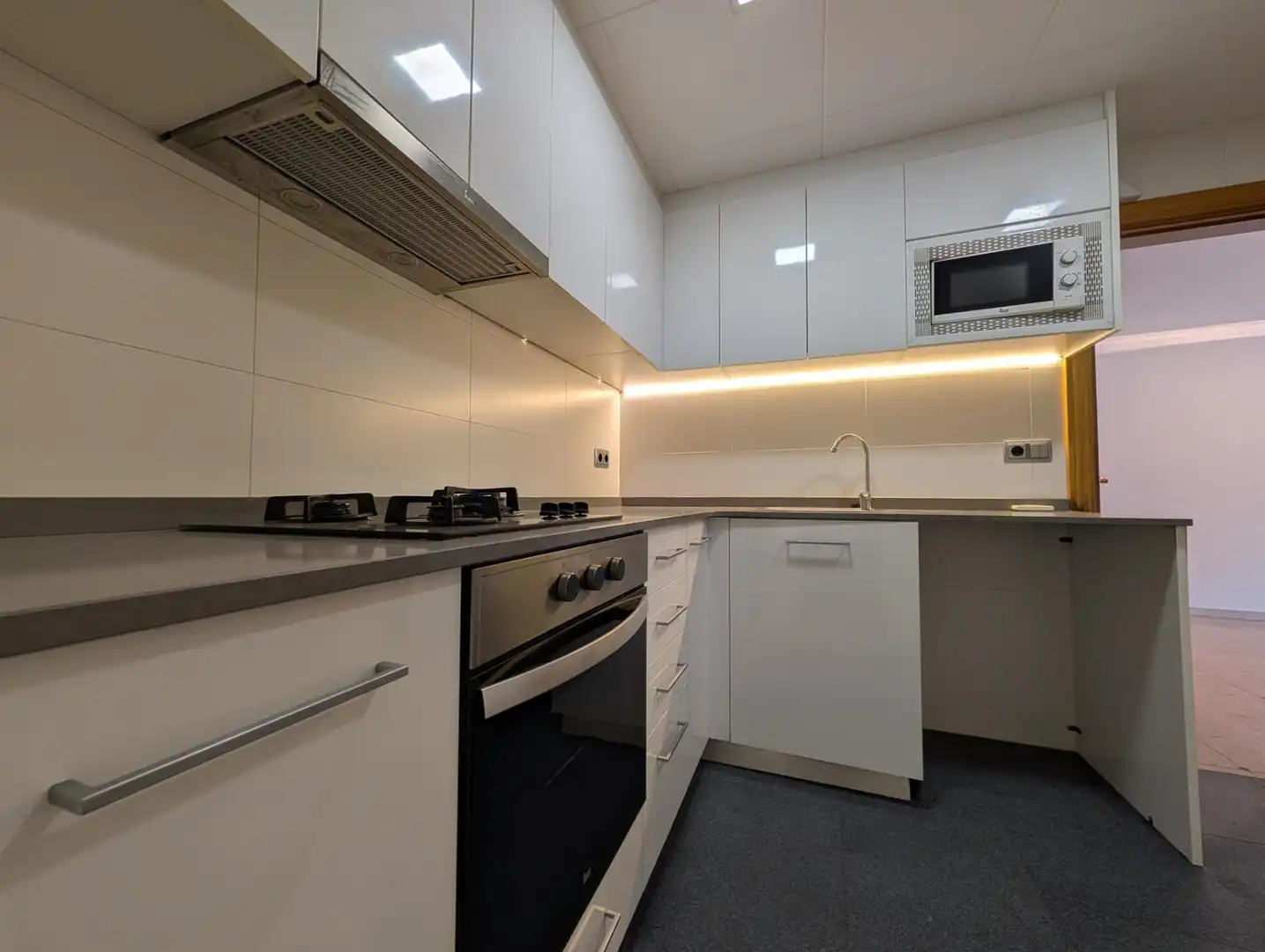 Kitchen of Flat for sale in Molins de Rei  with Air Conditioner