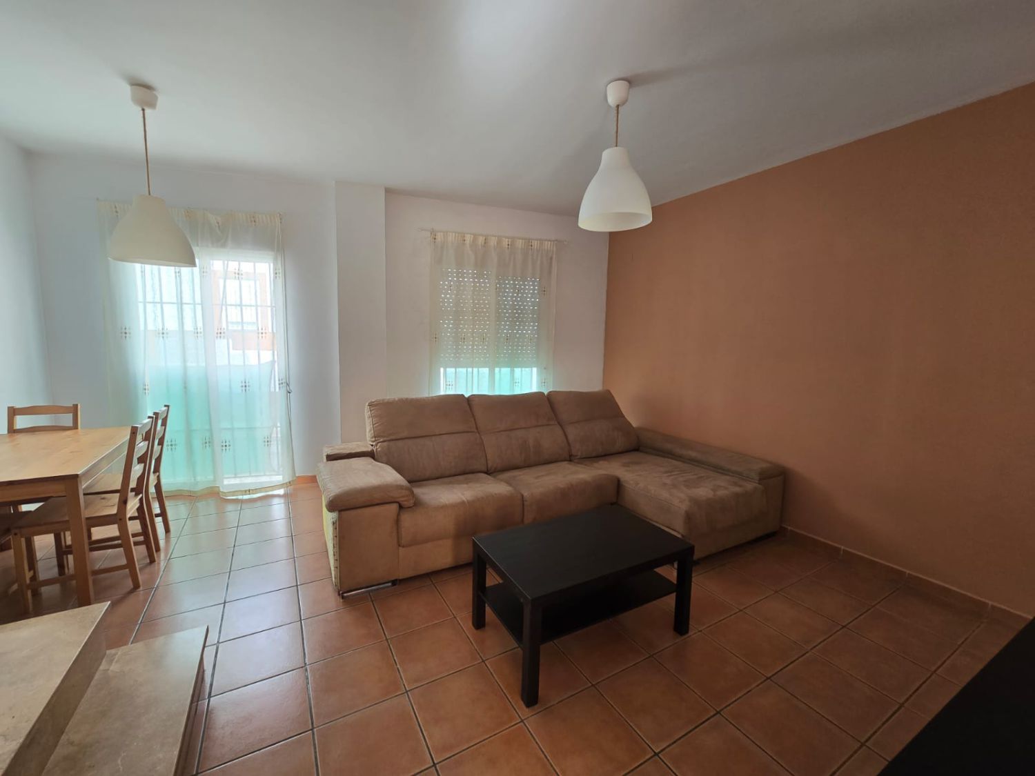 Sala d'estar de Casa o xalet en venda en Alcalá de Guadaira amb Traster