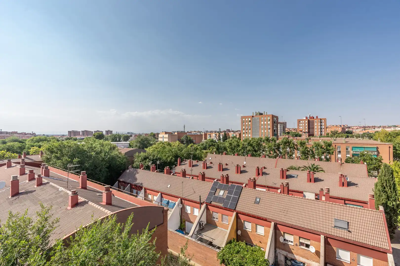 Vista exterior de Pis en venda en Madrid amb Calefacció i Terrassa