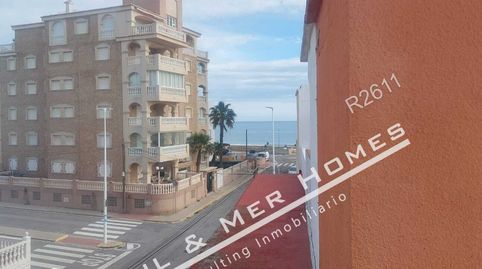 Foto 2 de Casa adosada en venda a Avinguda de la Loteria, El Perelló, Sueca