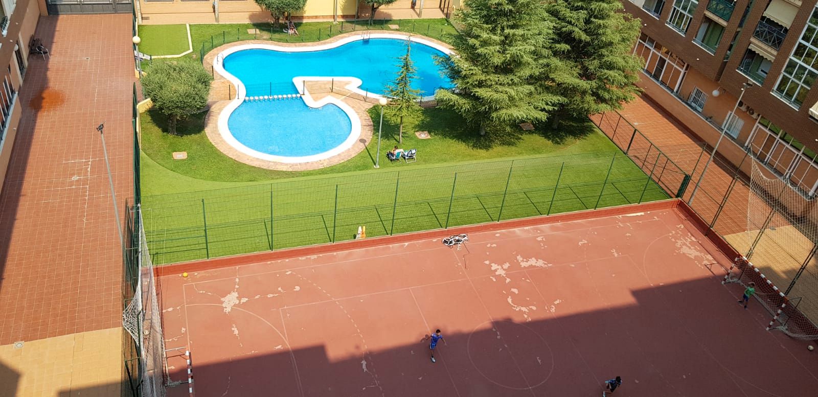 Piscina de Pis de lloguer en  Albacete Capital amb Aire condicionat, Calefacció i Jardí privat