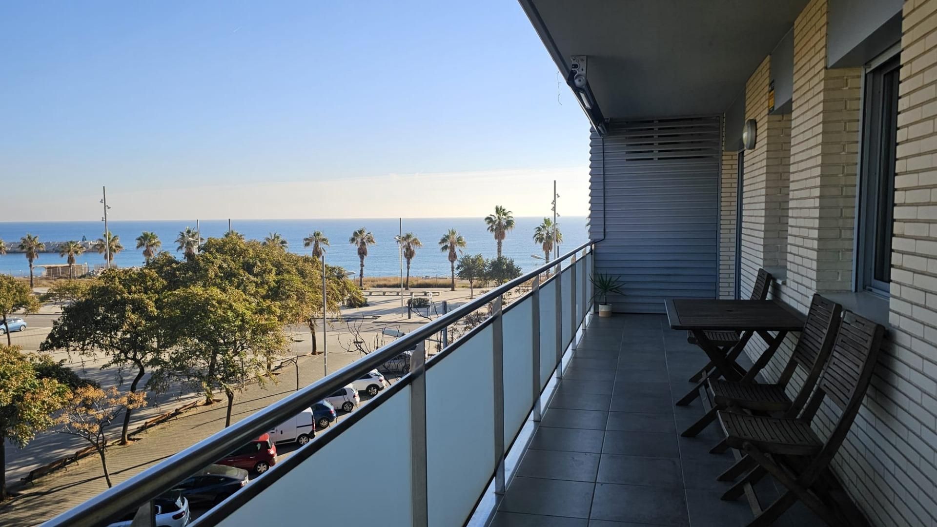Terrace of Flat for sale in Badalona  with Air Conditioner, Heating and Parquet flooring