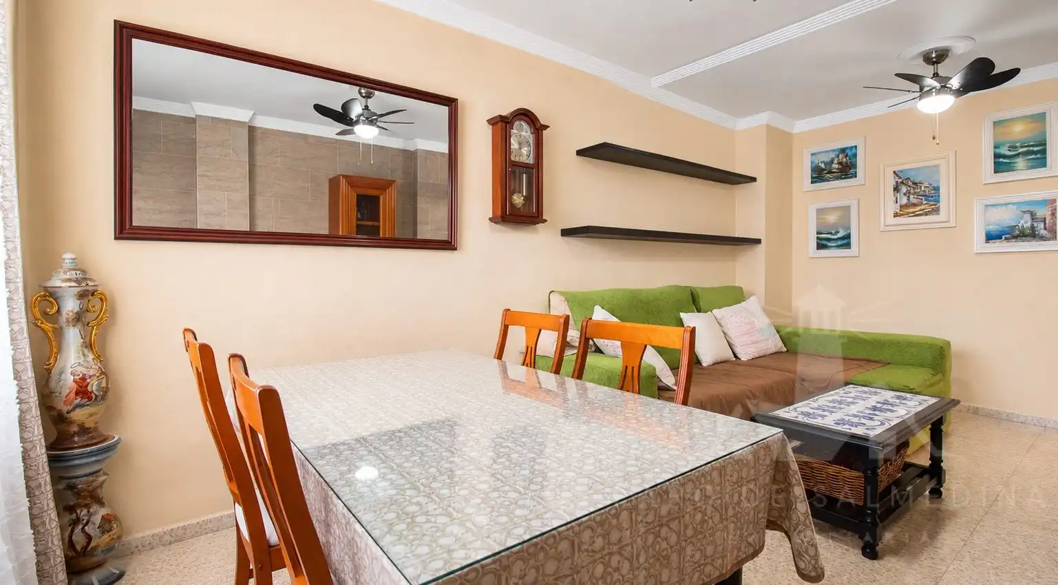 Comedor de Casa adosada en venta en Chipiona con Terraza