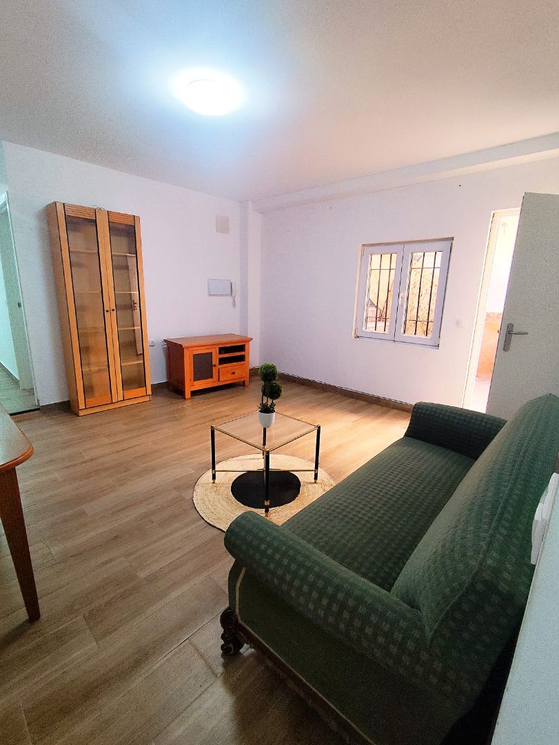 Living room of Flat to rent in Alhendín  with Terrace, Oven and Washing machine