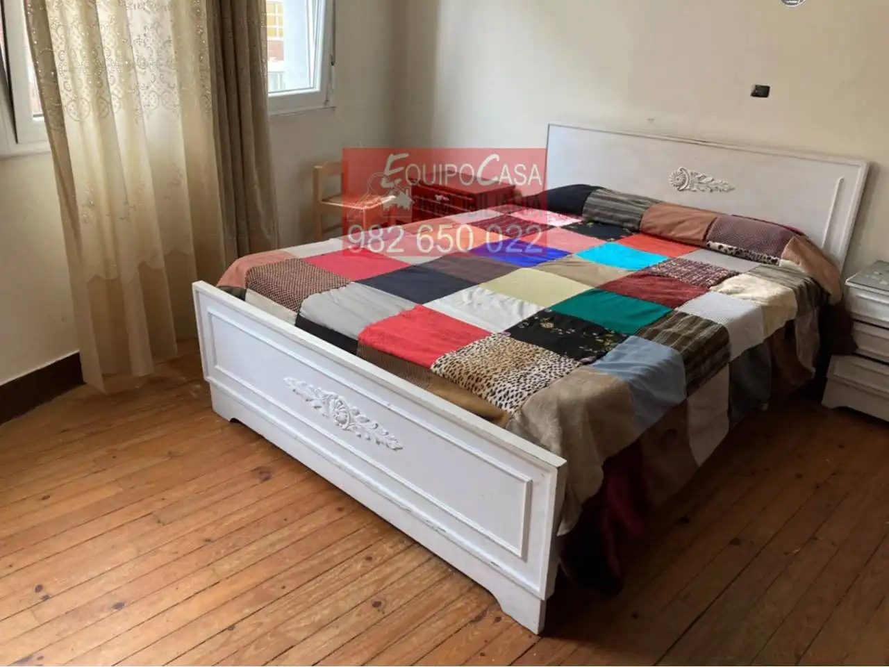Habitación de Casa adosada en venta en Lugo con Terraza, Amueblado y Alarma