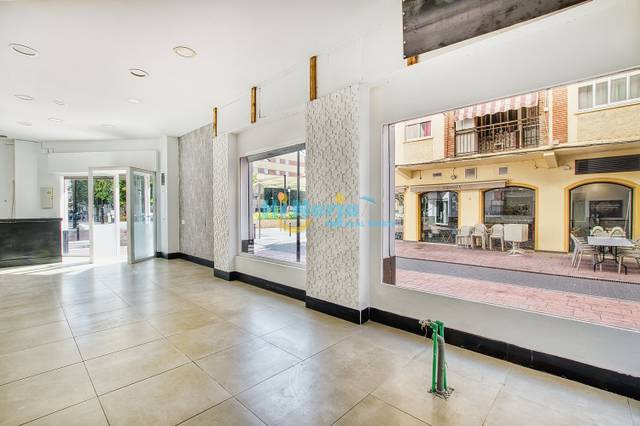 Local comercial en Alquiler en Cotomar