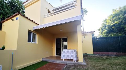 Foto 3 de Casa adosada de alquiler en Doctor Agustín Millares Carlo, Sonnenland, San Bartolomé de Tirajana