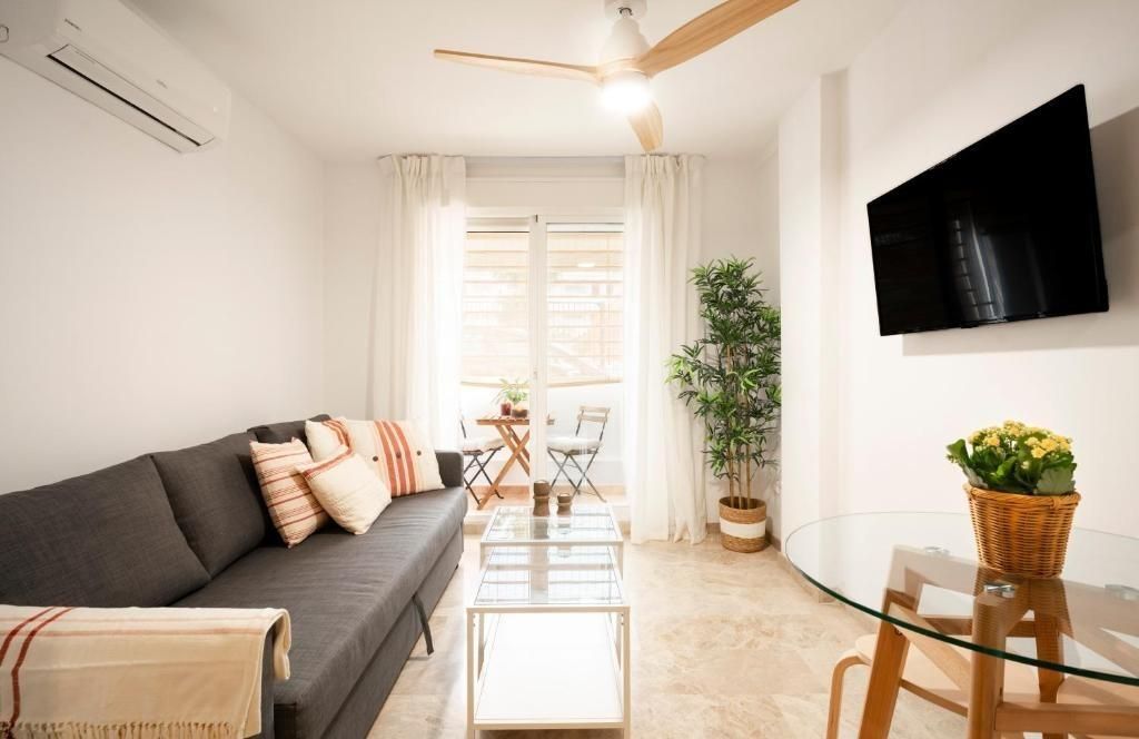 Living room of Duplex for sale in Benalmádena  with Air Conditioner and Balcony