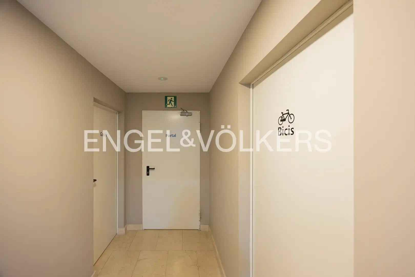 Flat for sale in Abando - Albia