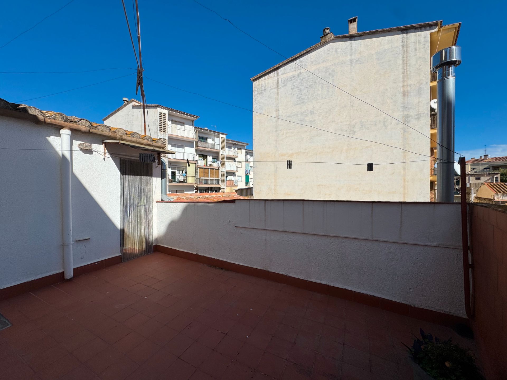 Exterior view of Single-family semi-detached for sale in Sant Feliu de Guíxols  with Air Conditioner, Terrace and Furnished