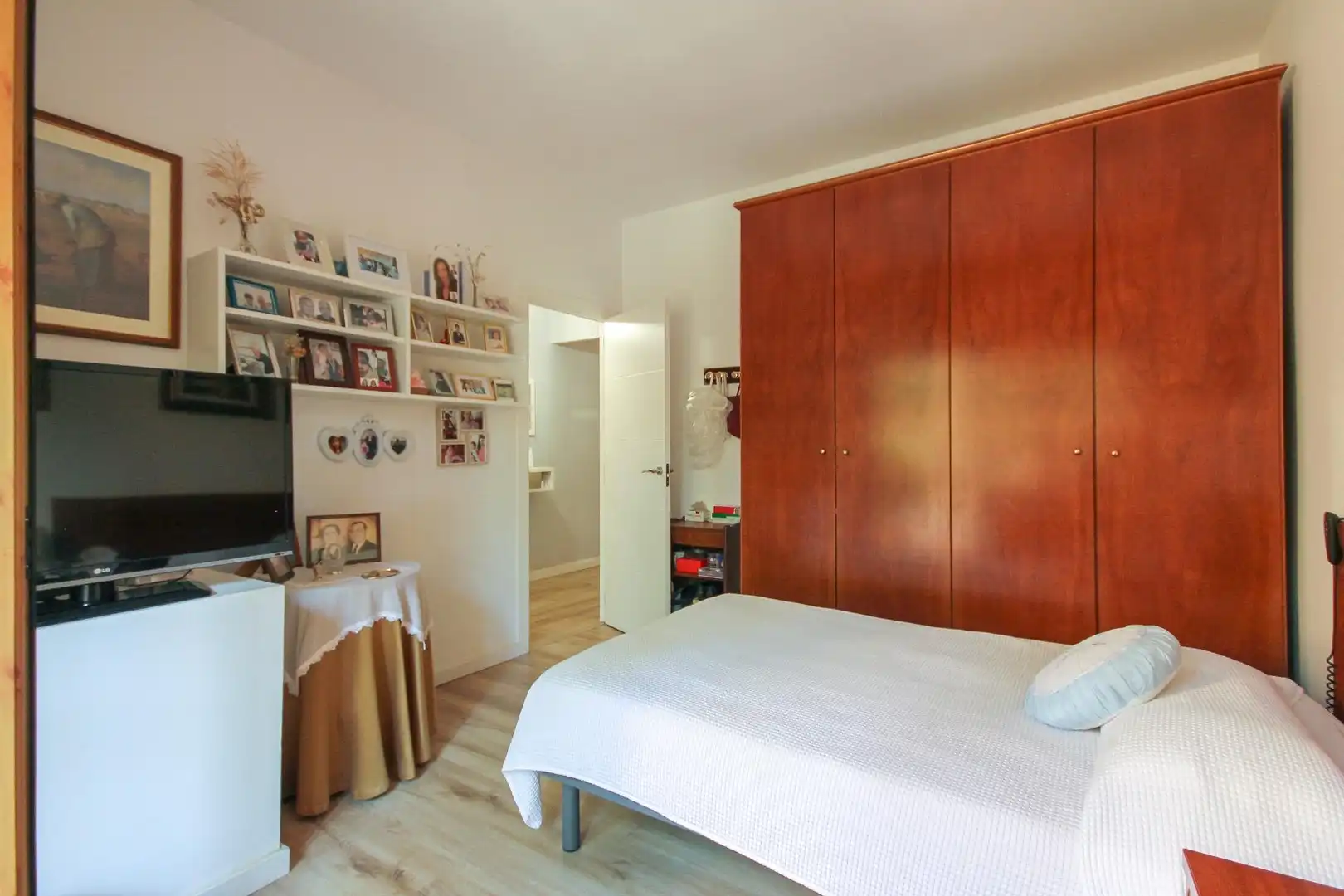 Habitación de Ático en venta en Cerdanyola del Vallès con Aire acondicionado, Calefacción y Jardín privado