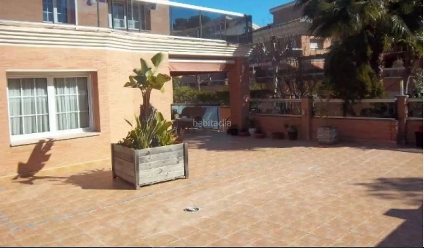 Xalet en venda a Carrer de Salvador Dalí 10