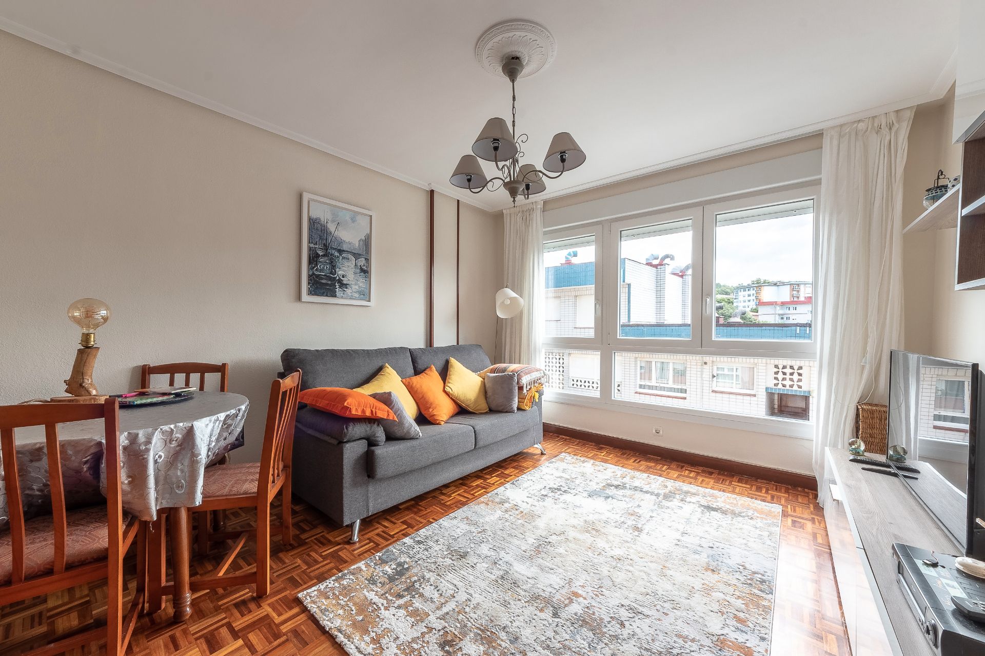 Living room of Flat for sale in Gorliz  with Parquet flooring and Furnished