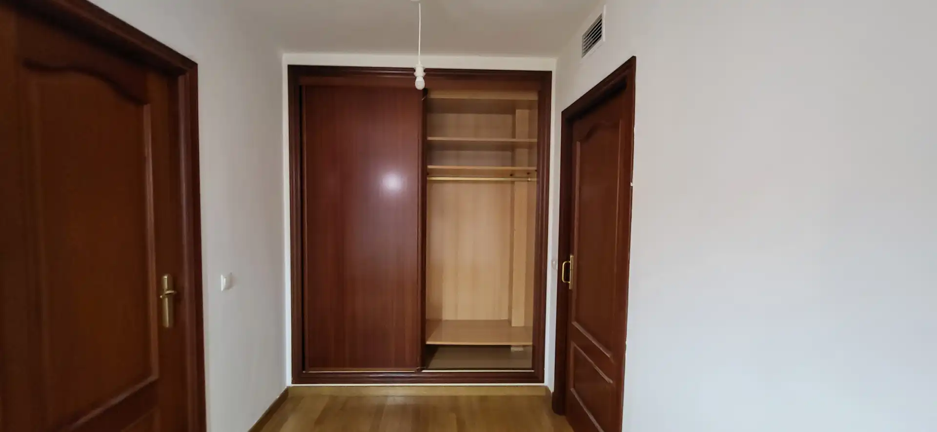 Schlafzimmer von Wohnung zur Miete in Málaga mit Klimaanlage, Heizung und Parkett