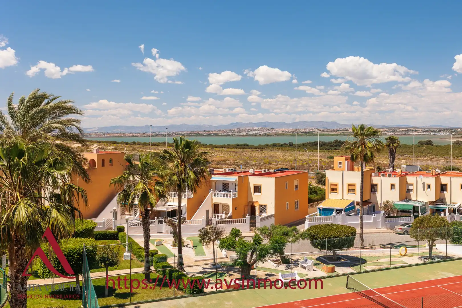 Vista exterior de Apartament de lloguer en Torrevieja amb Aire condicionat, Moblat i Rentadora