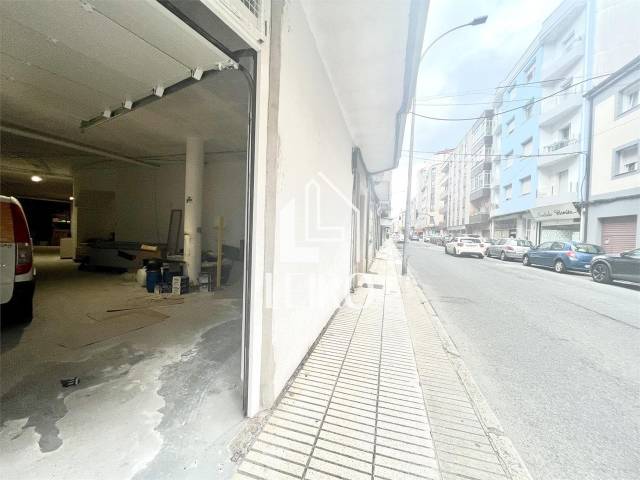 Local comercial en Venta en Vilagarcía
