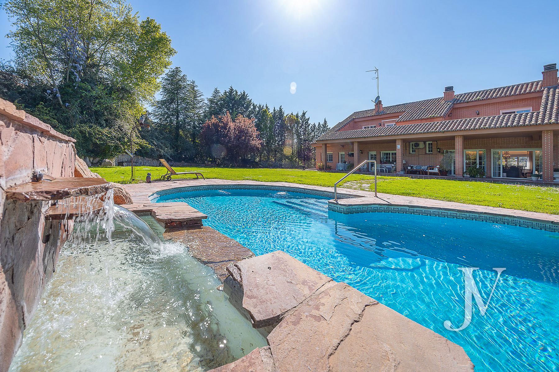 Swimming pool of House or chalet for sale in Mijas  with Air Conditioner, Heating and Private garden
