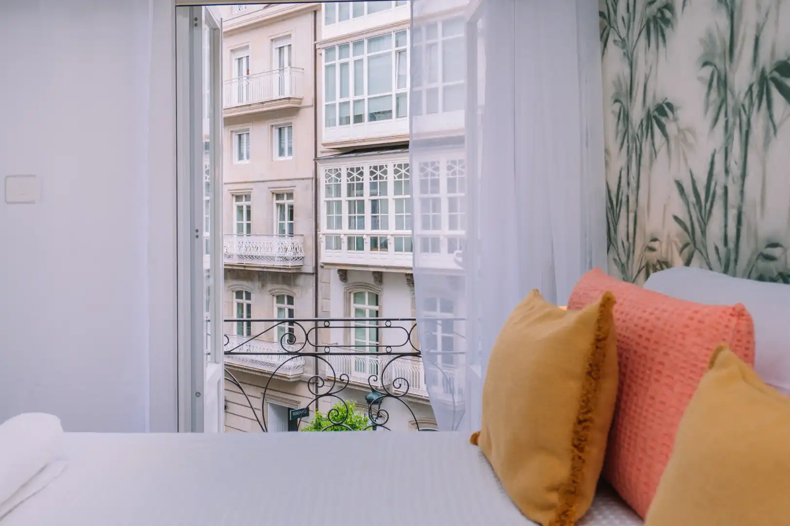 Terraza de Piso de alquiler en Vigo  con Parquet, Amueblado y Horno