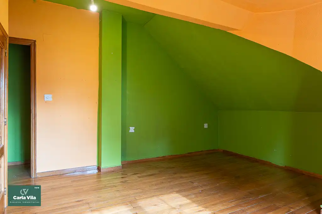 Casa o chalet en venta en Lugo con Calefacción, Jardín privado y Parquet