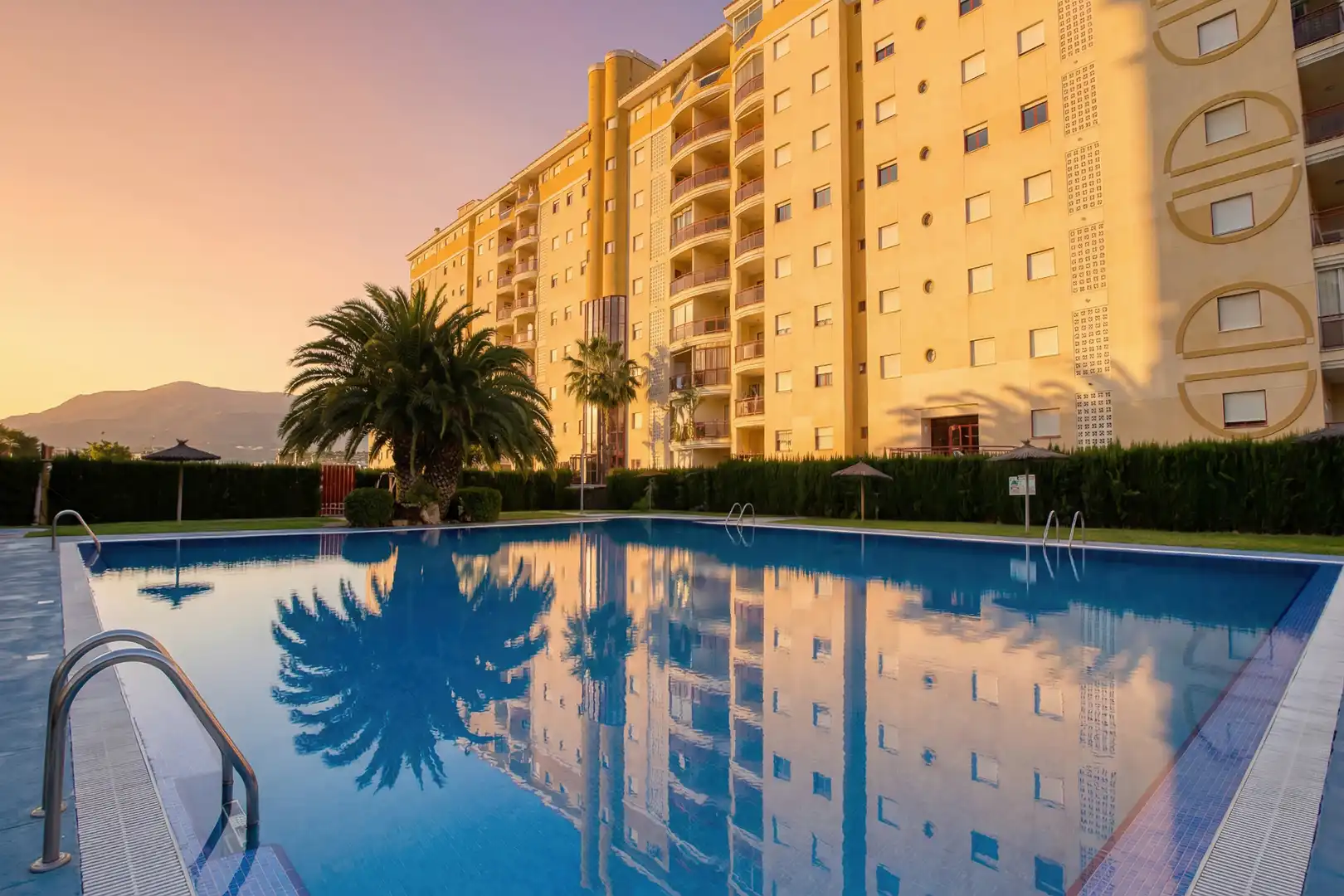 Piscina de Piso en venta en Villajoyosa / La Vila Joiosa con Terraza, Horno y Piscina comunitaria