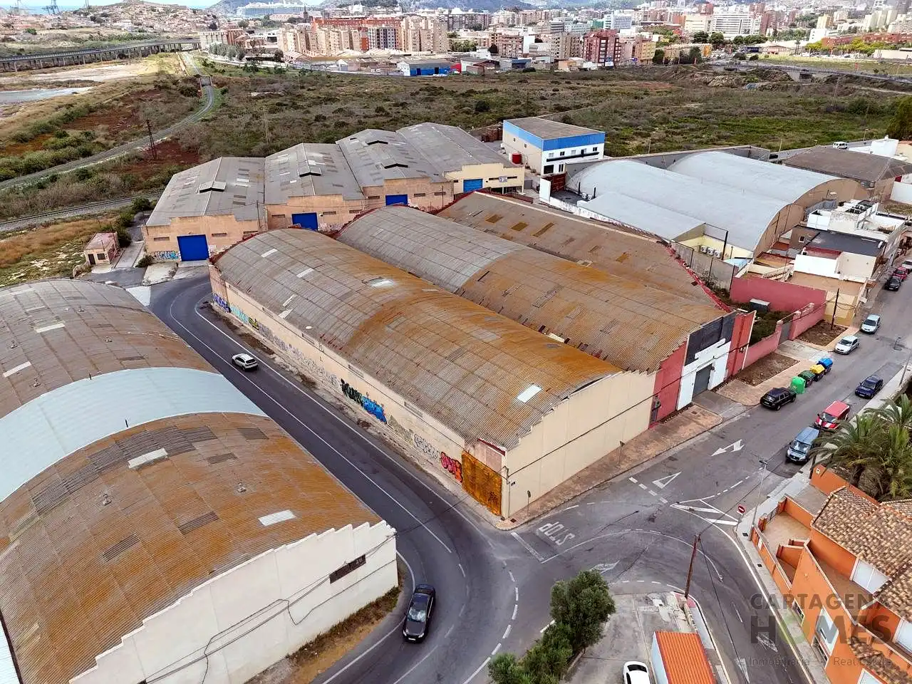 Außenansicht von Fabrikhallen zum Verkauf in Cartagena