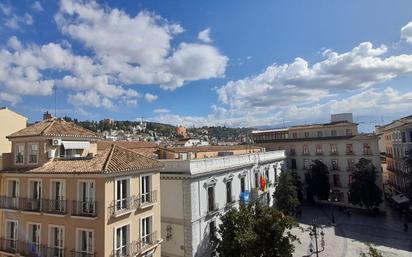 Vista exterior de Pis en venda en  Granada Capital amb Aire condicionat i Balcó